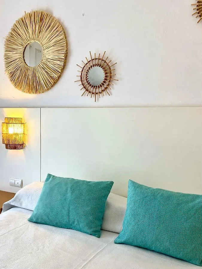 Hotel Tagomago Sant Antoni de Portmany 3*,