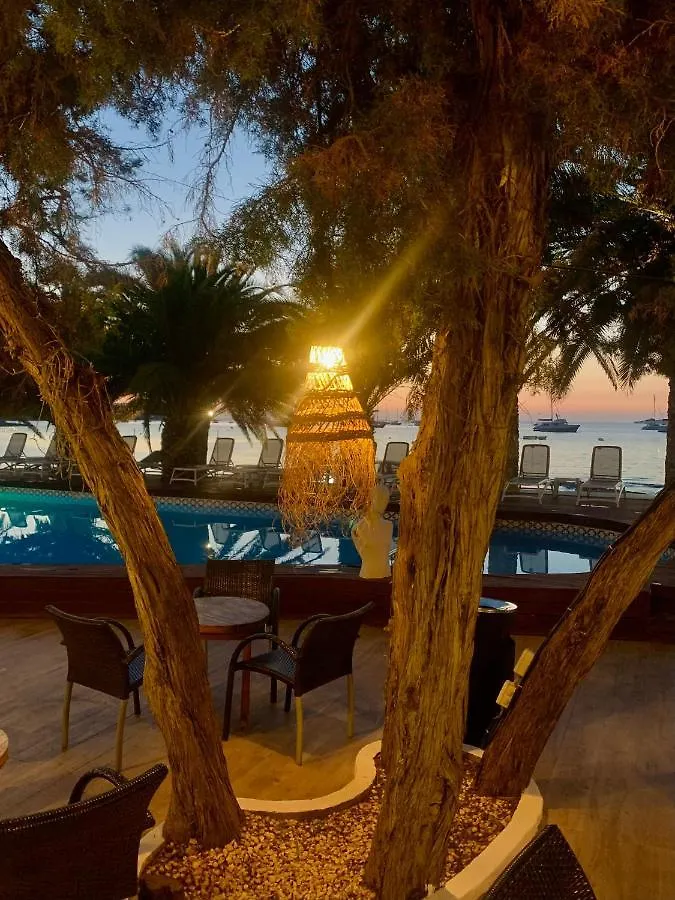 Hotel Tagomago San Antonio Abad 3*,